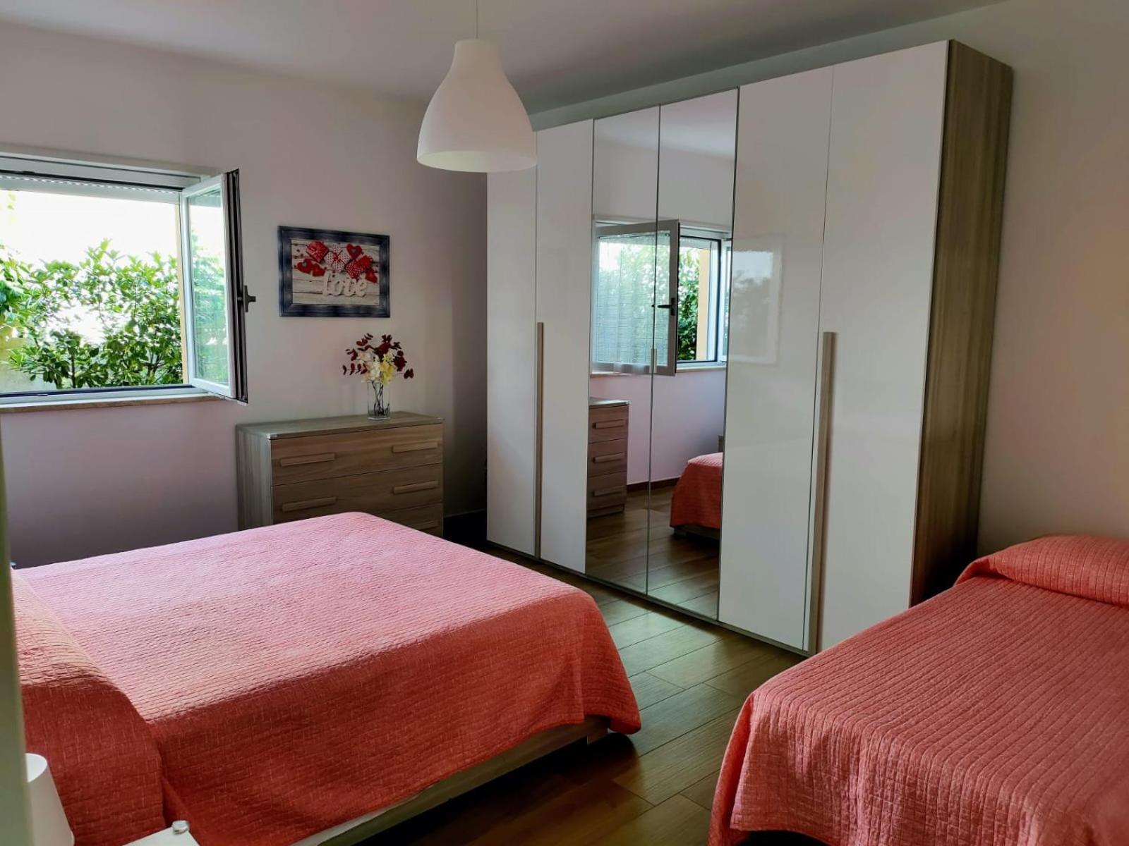 Villino Maria Pia, Appartamento In Villino In Centro Storico 라킬라 외부 사진